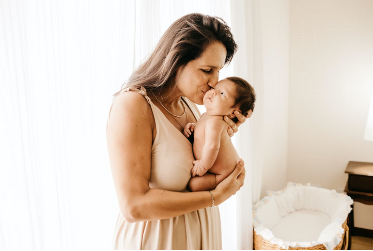 The Benefits of Using a Postpartum Peri Bottle for Faster Healing